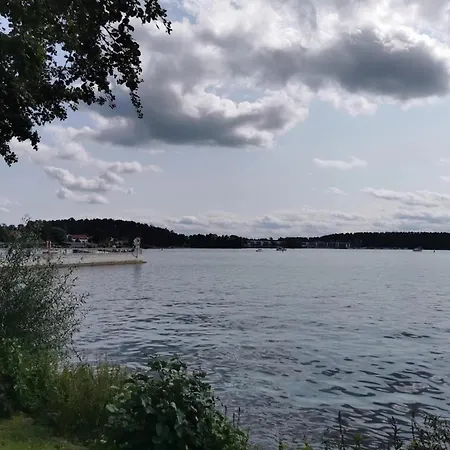 In Am Mueritzsee, Cleaning Included Apartment